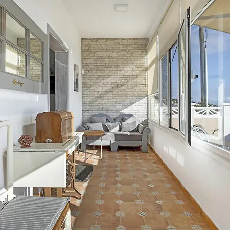 Holiday home Golondrinas - B *
